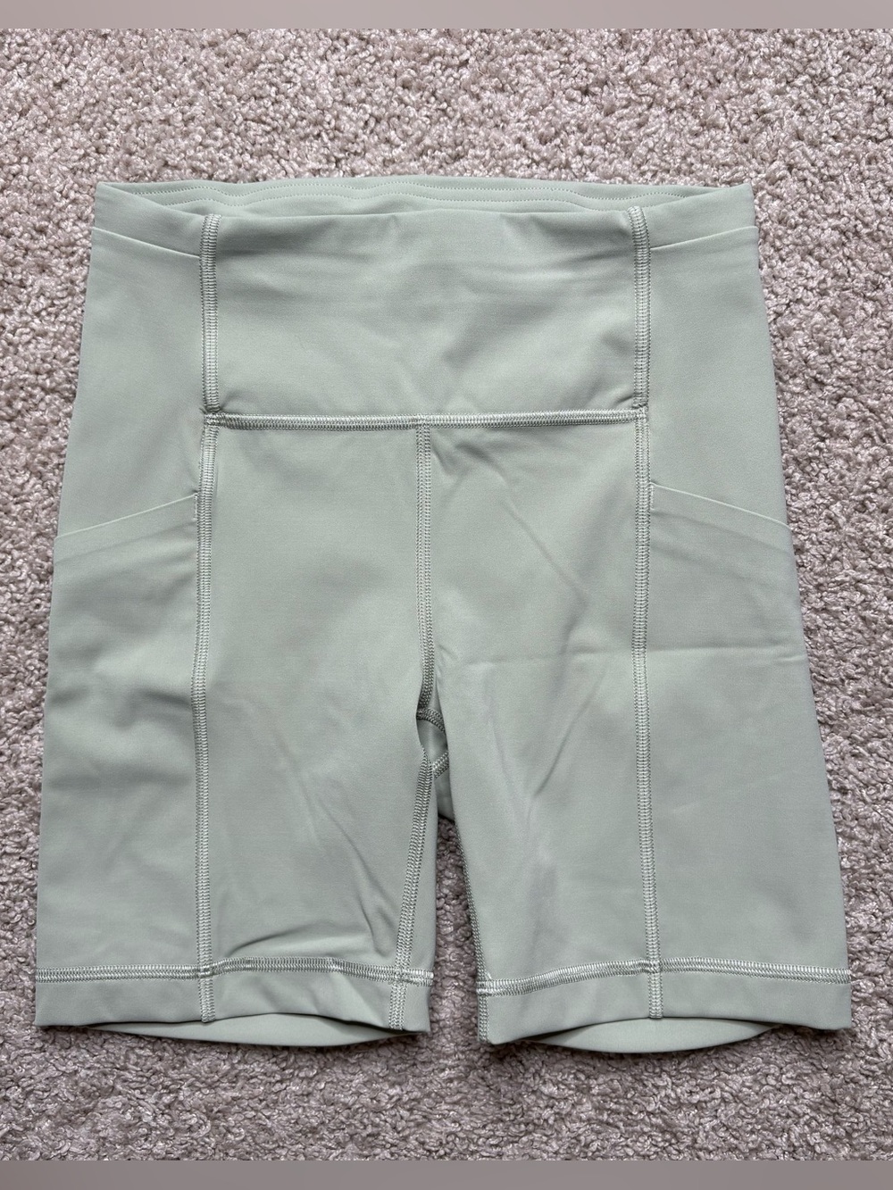 Lululemon Swift Speed High-Rise Short 6"
